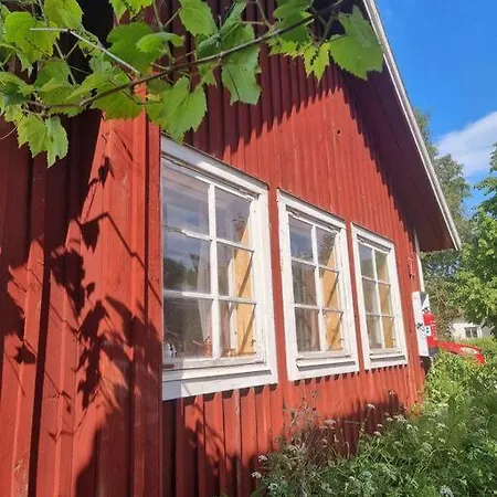 Bo Pa Lantgard Villa Motala Exterior photo